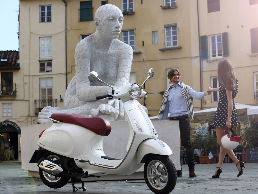 Фото скутера Vespa Primavera 150 ABS