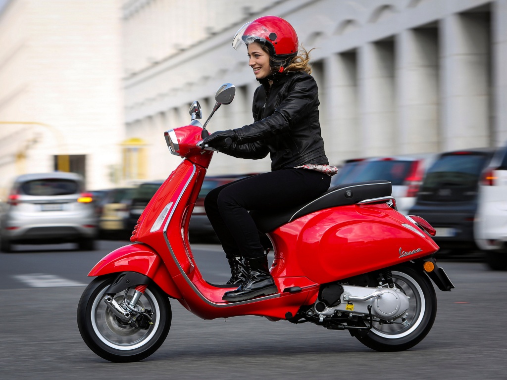 Фото скутера Vespa Sprint 125